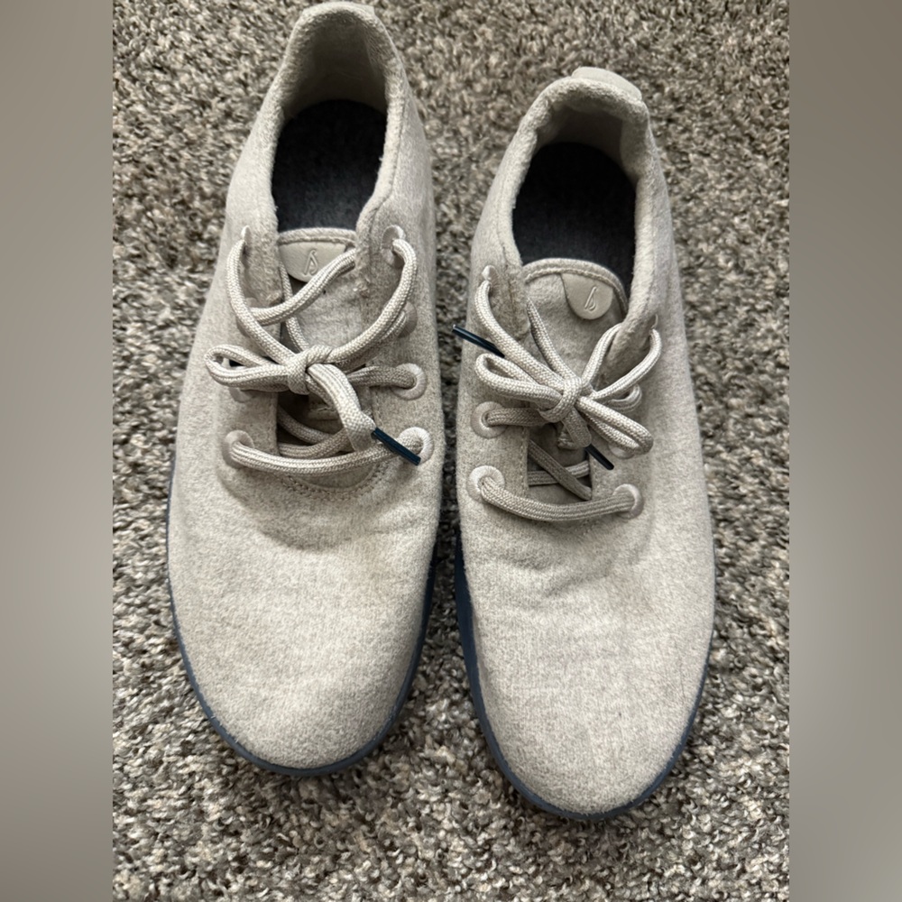 Allbirds Wool Runners in Cream/Navy - 11